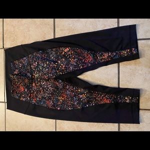 Women’s Lululemon bottoms